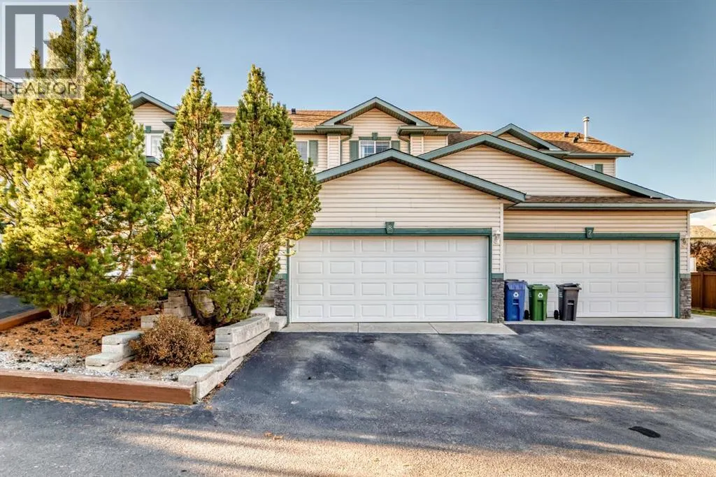 8, 122 Bow Ridge Crescent