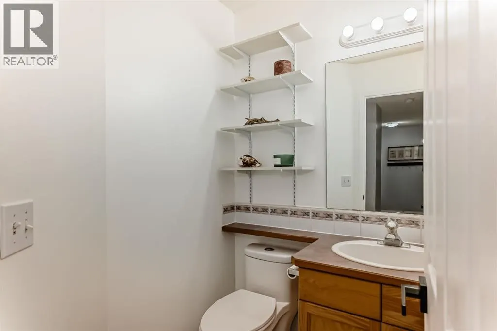 8, 122 Bow Ridge Crescent