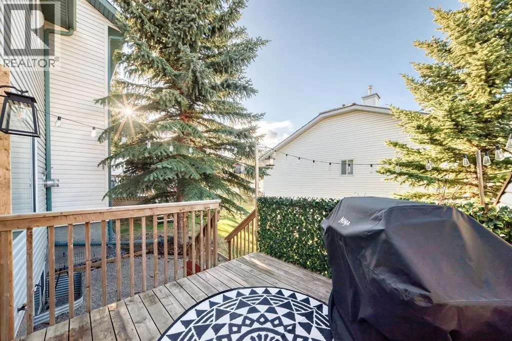 8, 122 Bow Ridge Crescent