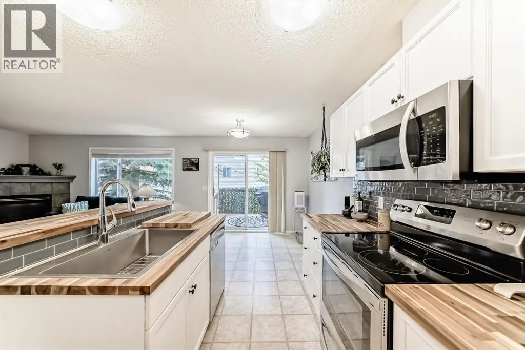 8, 122 Bow Ridge Crescent