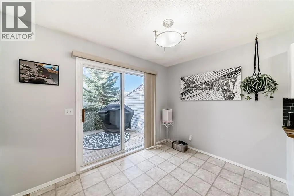 8, 122 Bow Ridge Crescent