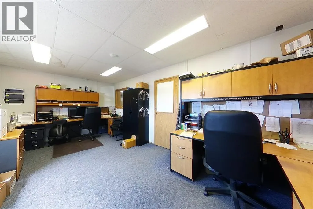2290 PELICAN Road