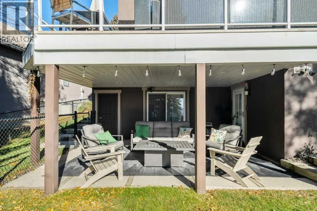 276 Edenwold Drive NW