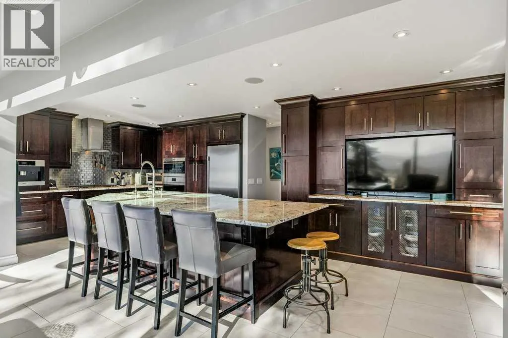 276 Edenwold Drive NW