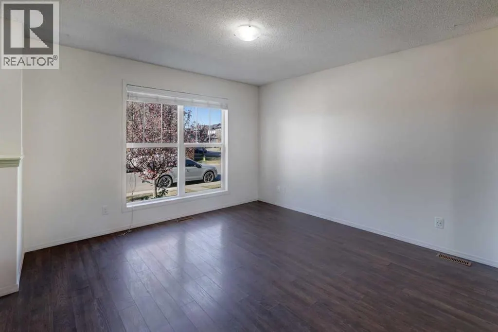 136 Evansborough Way NW