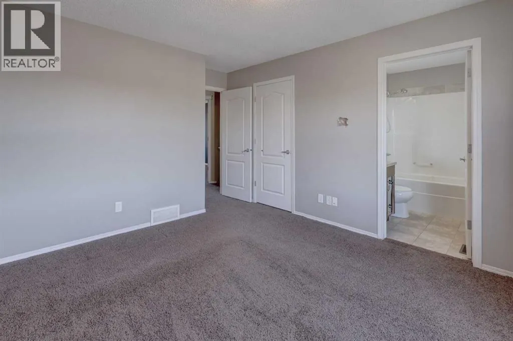136 Evansborough Way NW