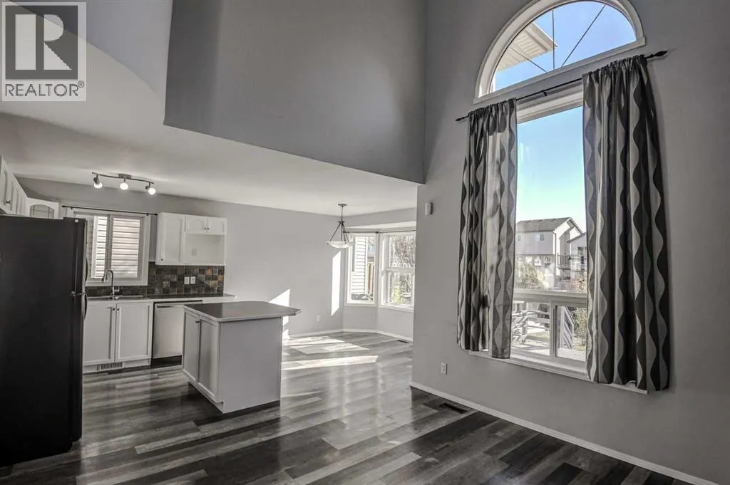 61 Everstone Avenue SW