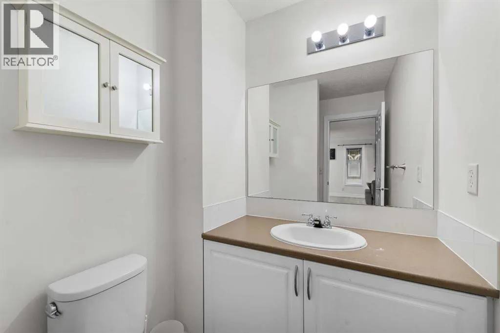 27 Cedarwood Lane SW