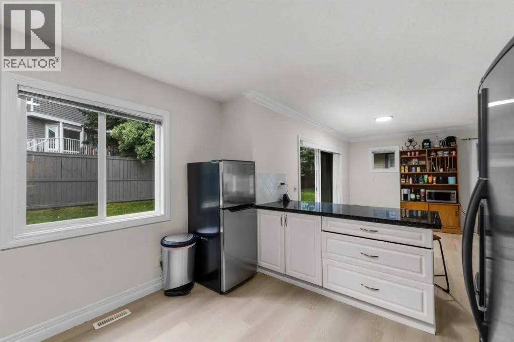 27 Cedarwood Lane SW