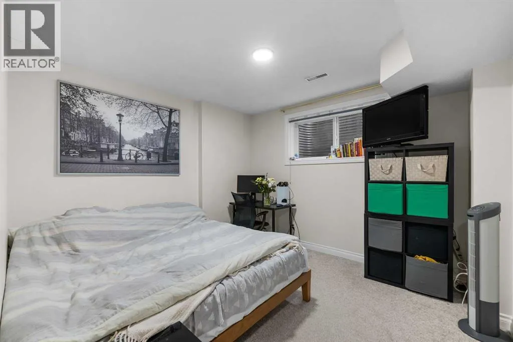 27 Cedarwood Lane SW