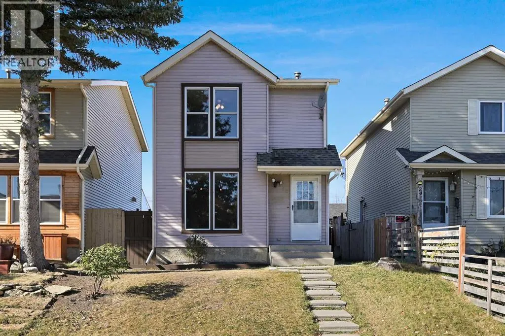 128 Castlegreen Close NE