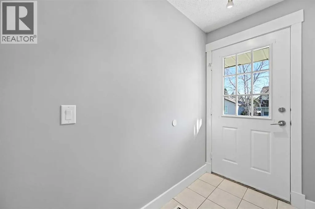 128 Castlegreen Close NE