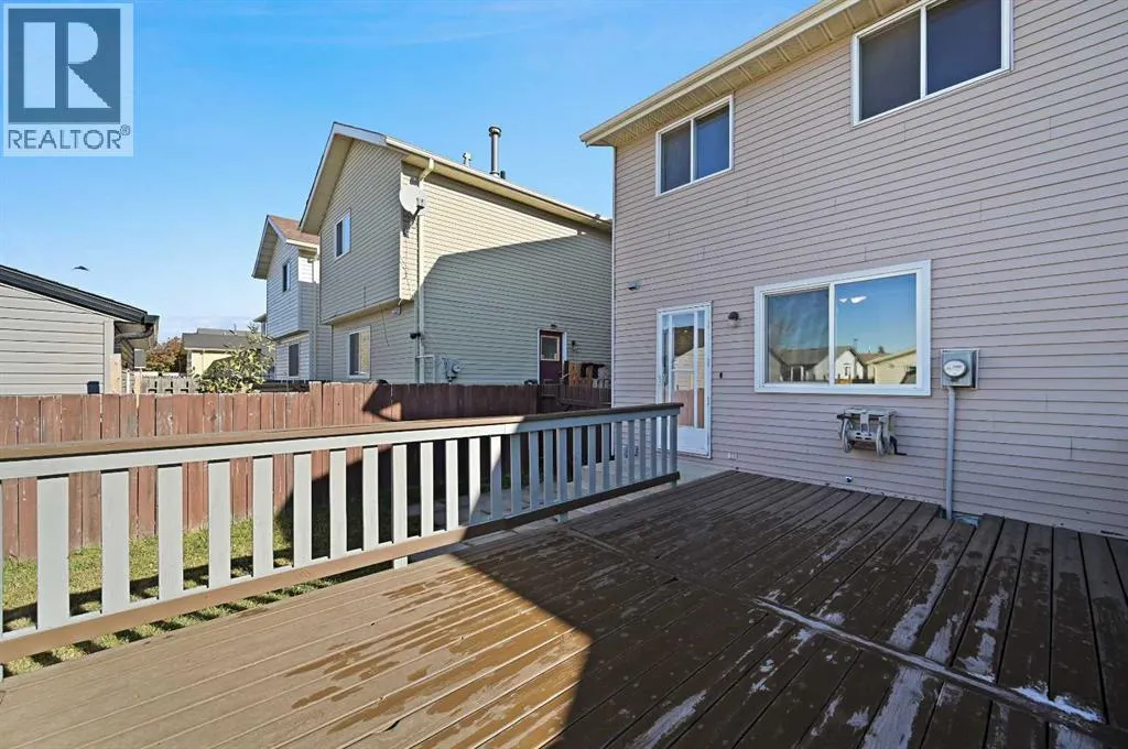 128 Castlegreen Close NE