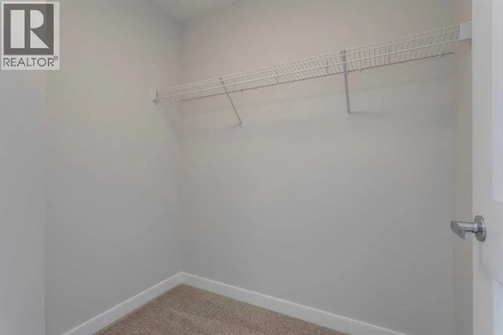 304 Edith Place NW