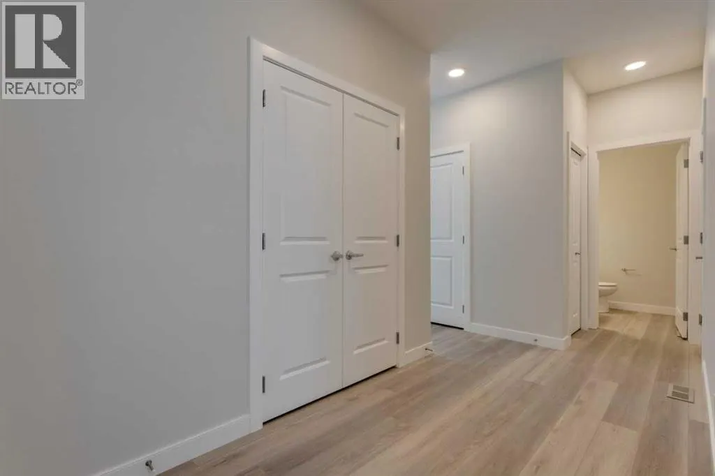 304 Edith Place NW