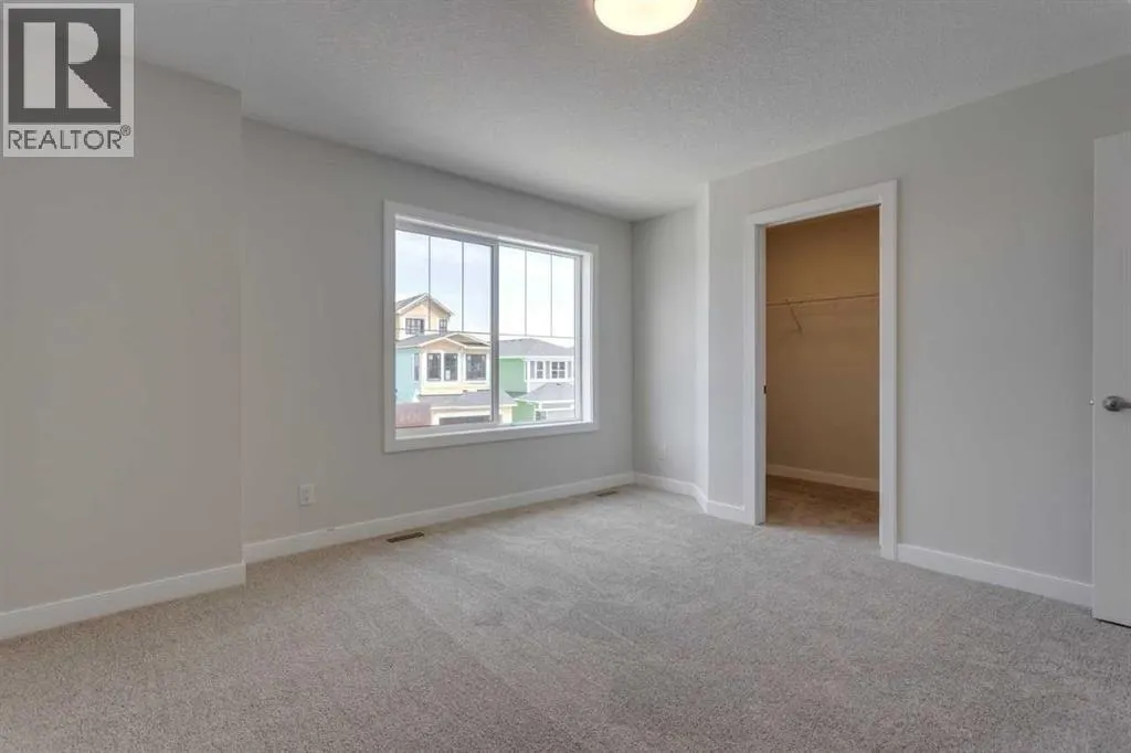 304 Edith Place NW