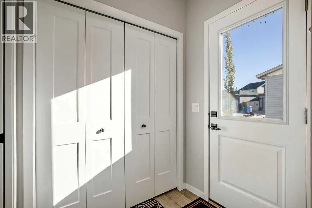 325 Ellen Park