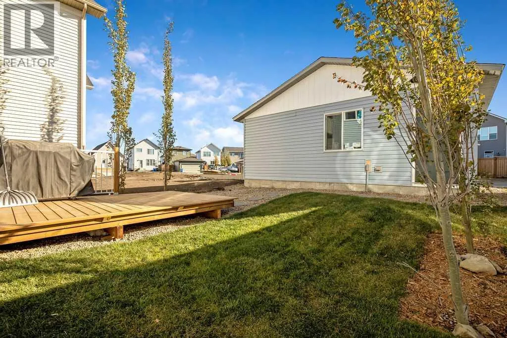 325 Ellen Park