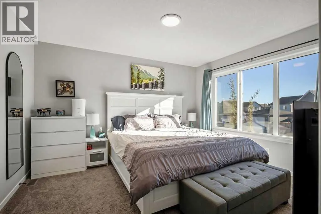 325 Ellen Park