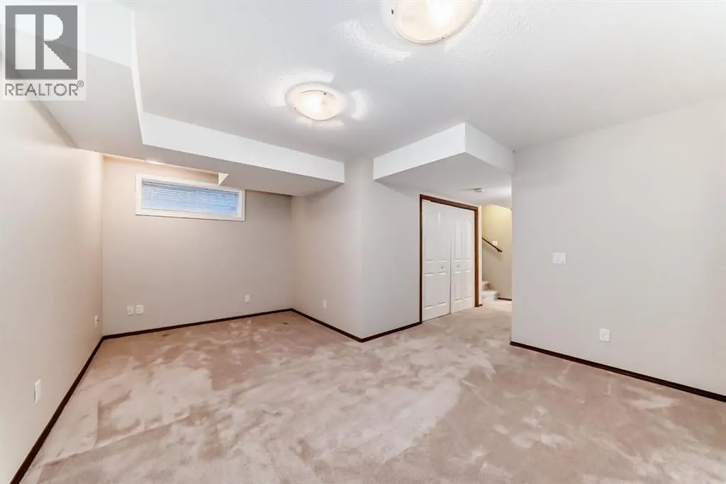66 Cranberry Place SE