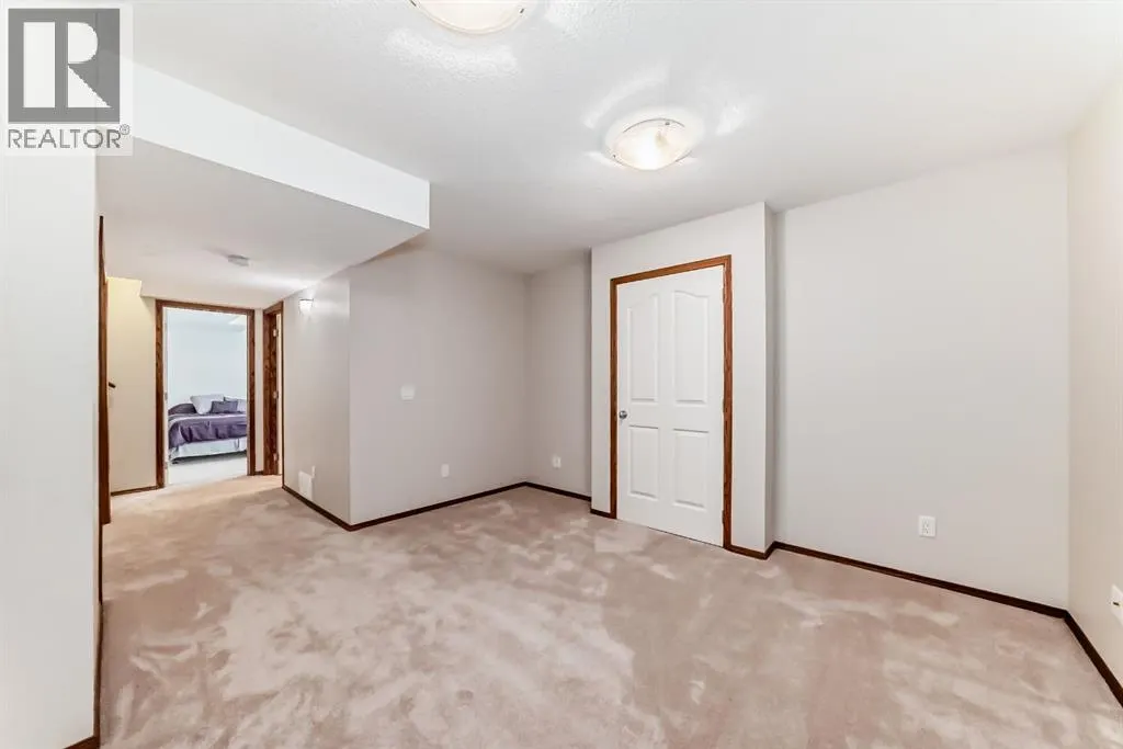 66 Cranberry Place SE