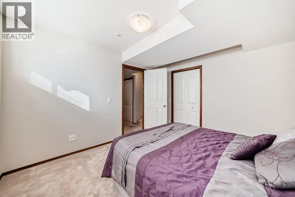 66 Cranberry Place SE