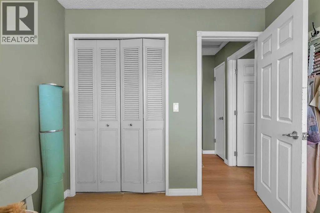232 Abadan Place NE
