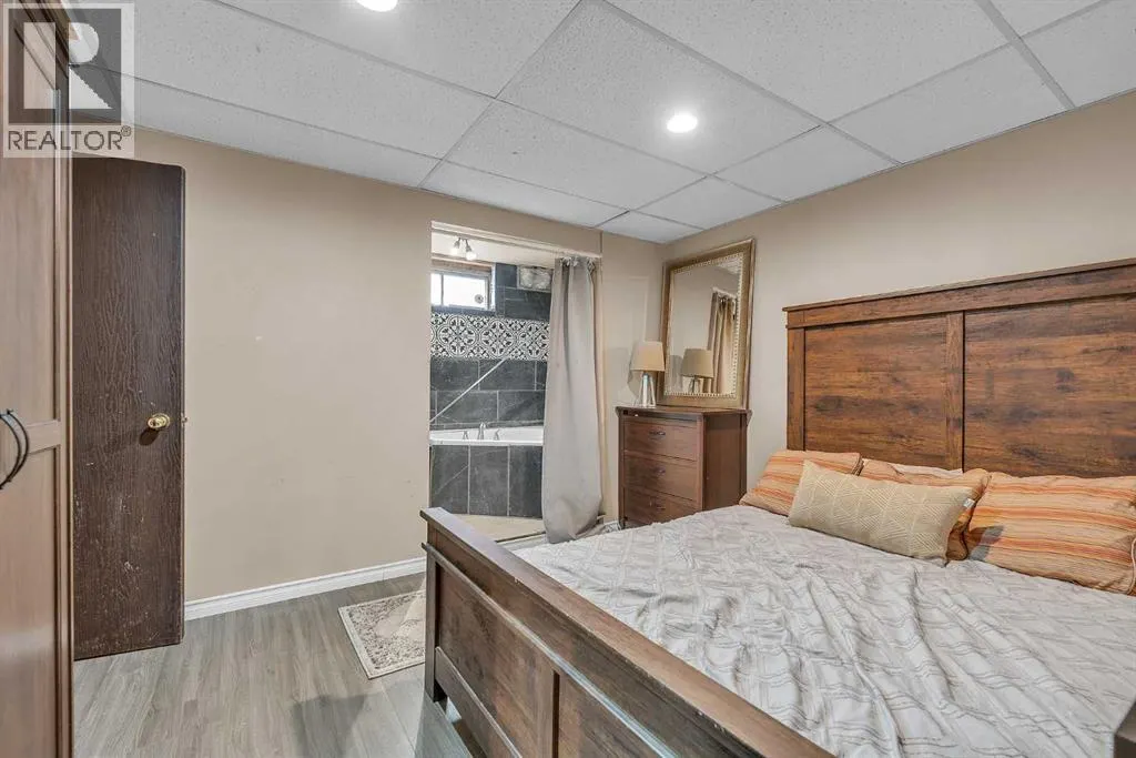 232 Abadan Place NE