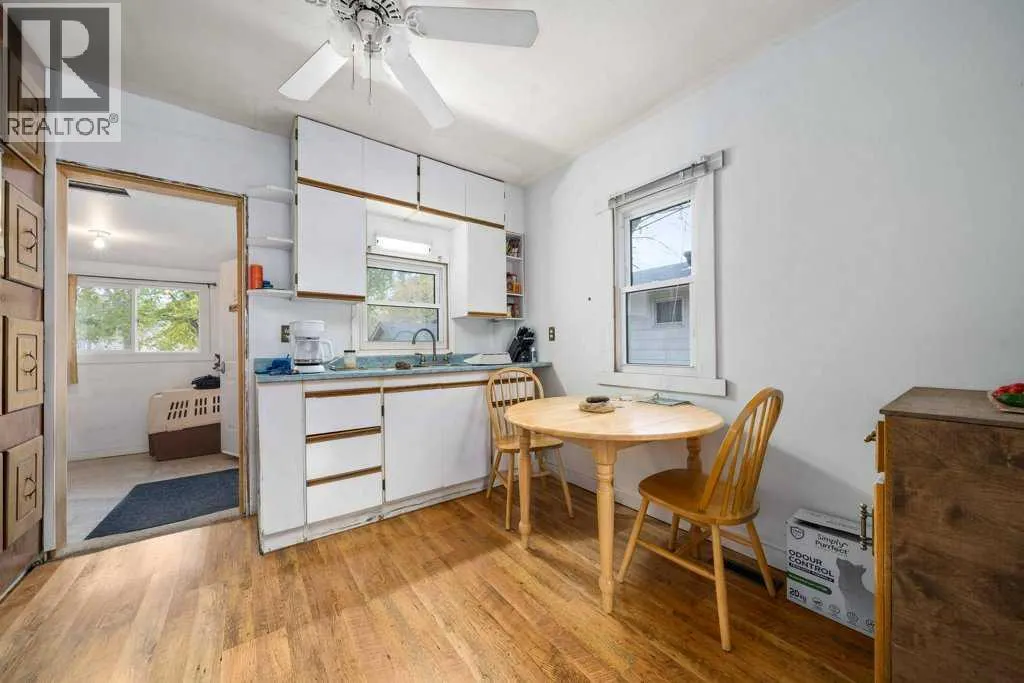 619 Industrial Avenue SE
