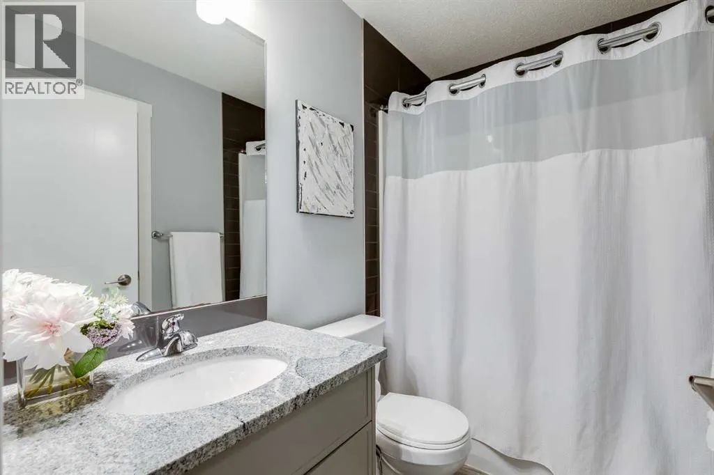 1037 Chinook Gate Heath SW