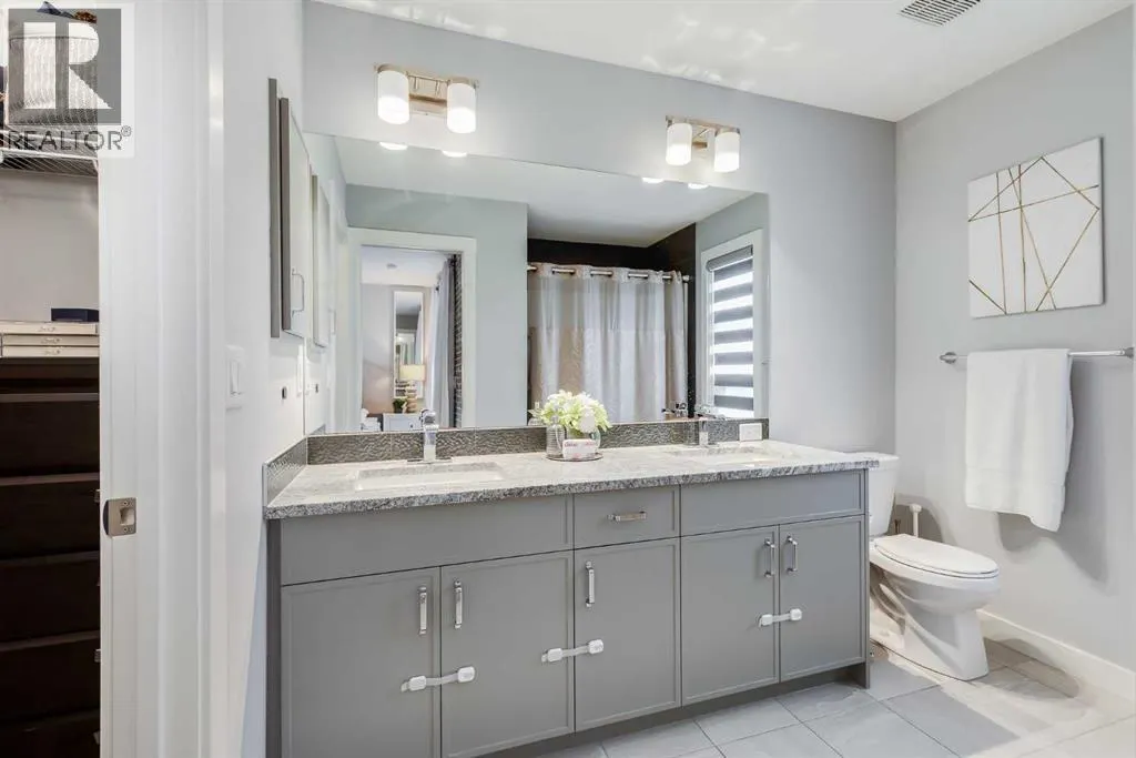 1037 Chinook Gate Heath SW