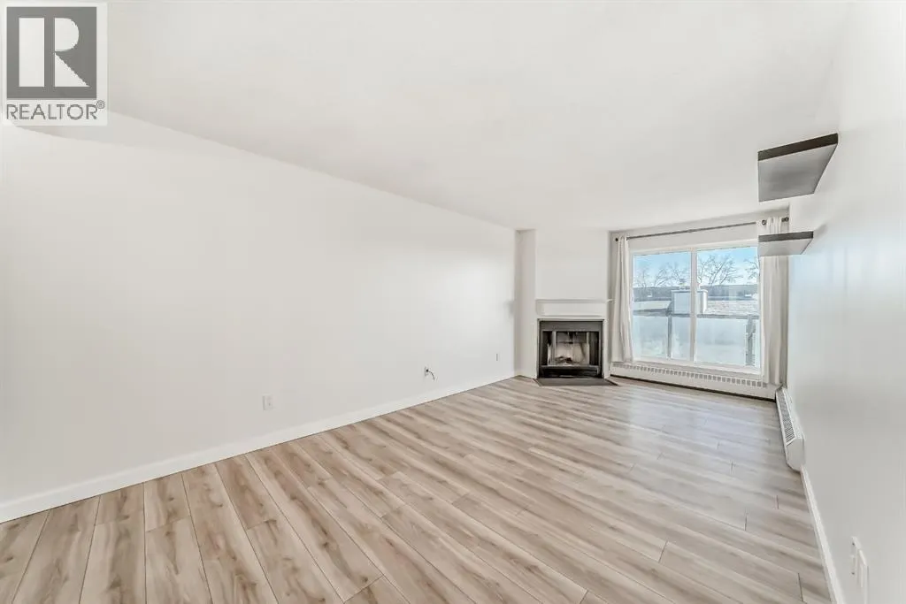 3307, 393 Patterson Hill SW