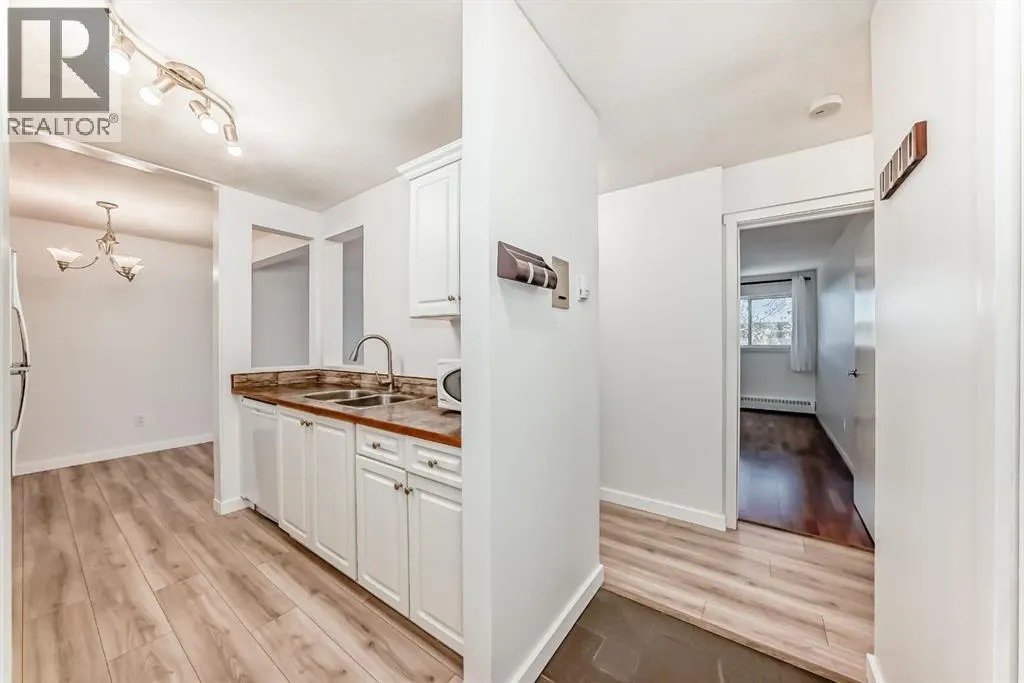 3307, 393 Patterson Hill SW