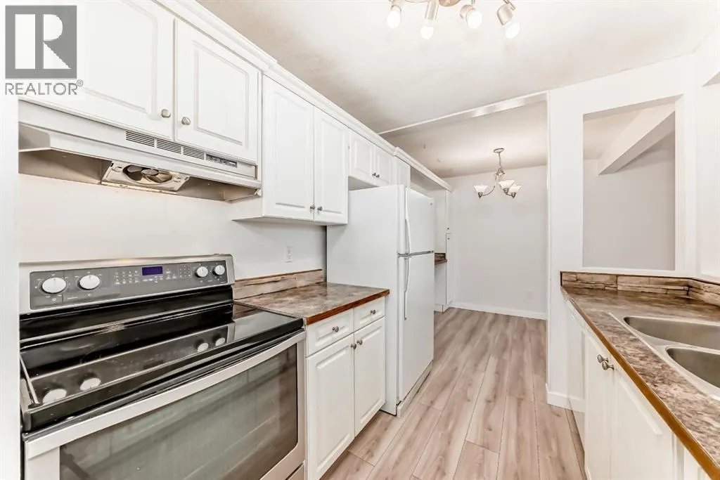 3307, 393 Patterson Hill SW