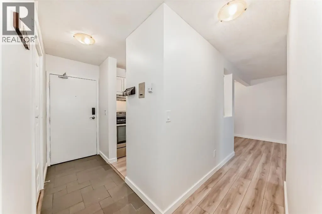 3307, 393 Patterson Hill SW