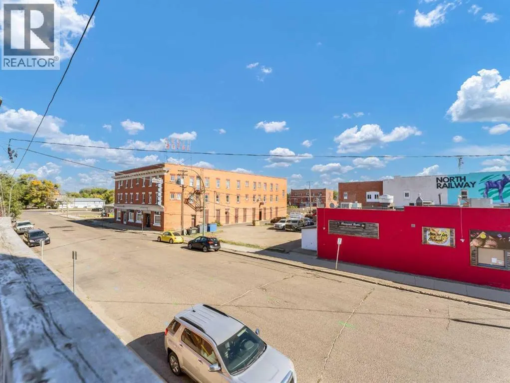 339 North Railway Street SE