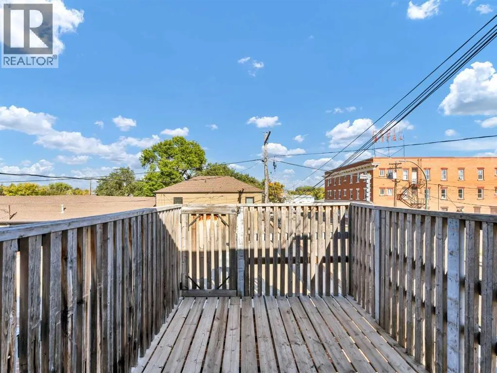 339 North Railway Street SE