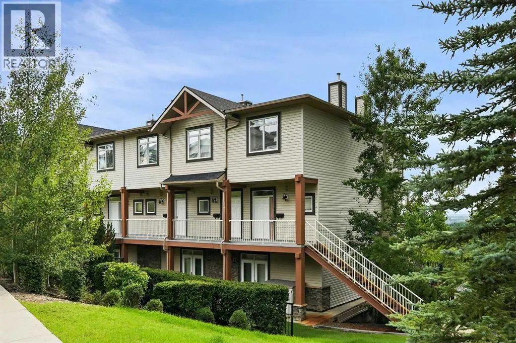 13, 108 Rockyledge View NW