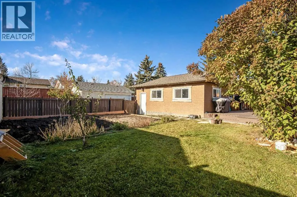 123 Pinemill Way NE