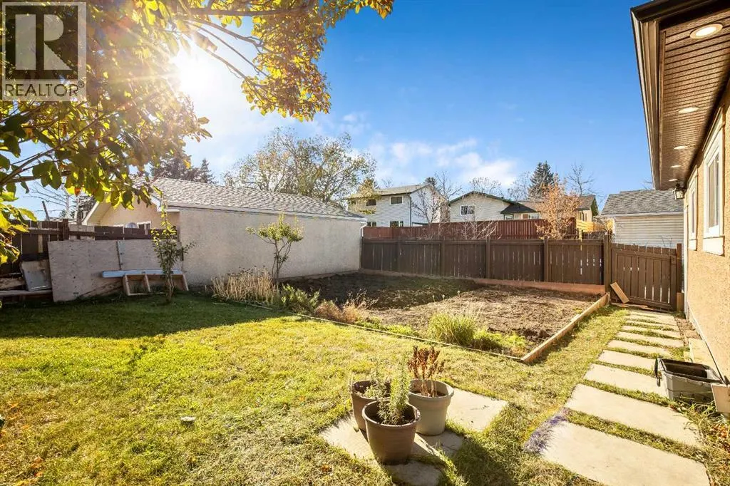 123 Pinemill Way NE