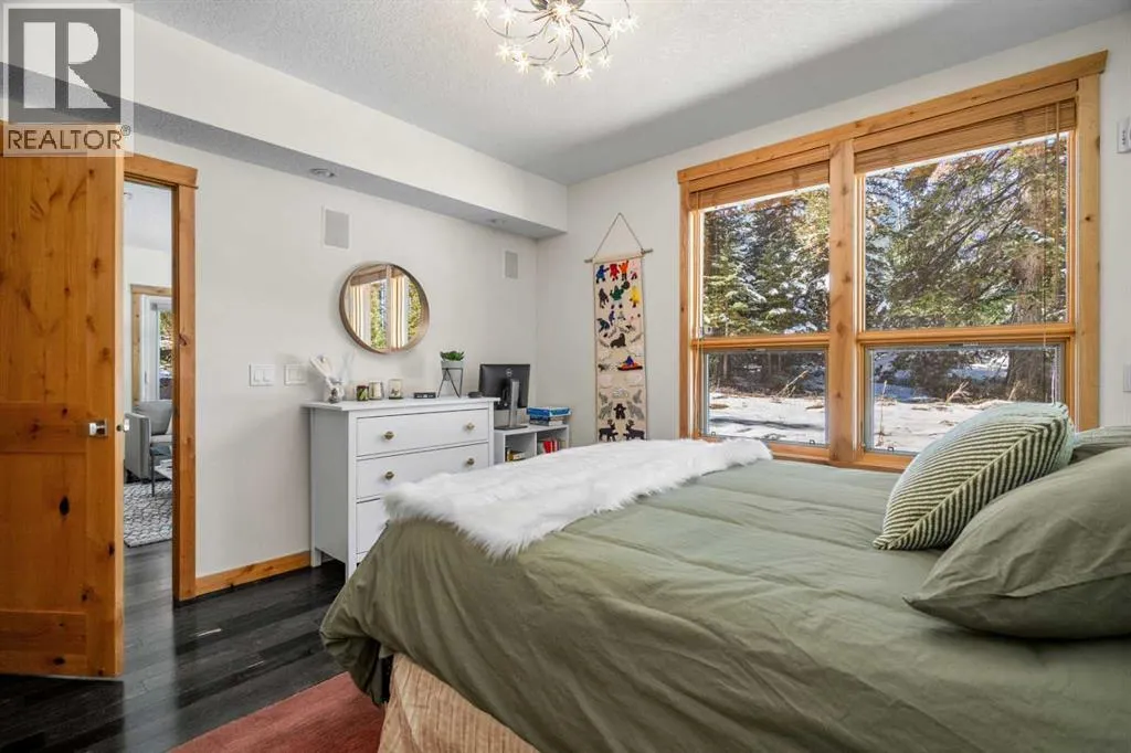 102, 2100A Stewart Creek Drive