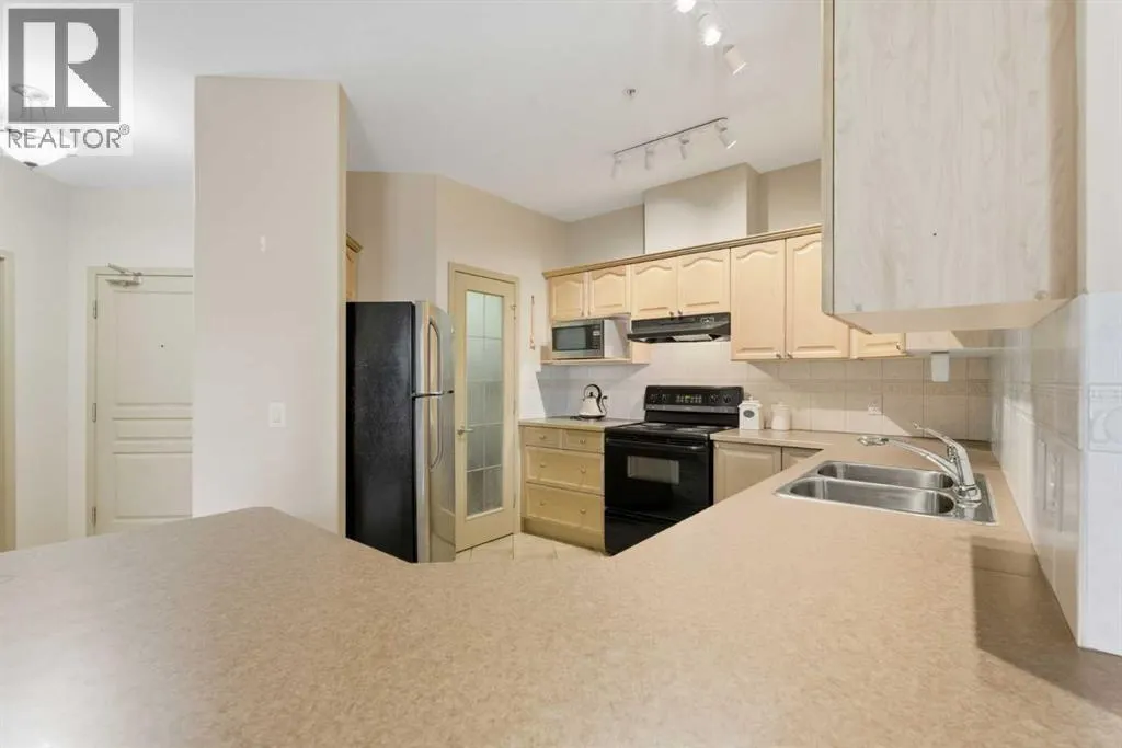 3107, Lake Fraser Court SE