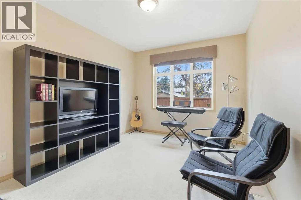 3107, Lake Fraser Court SE