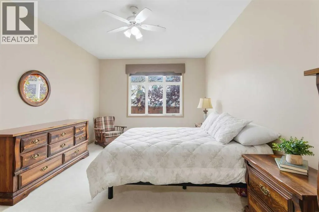 3107, Lake Fraser Court SE