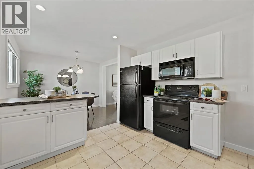 571 Killarney Glen Court SW