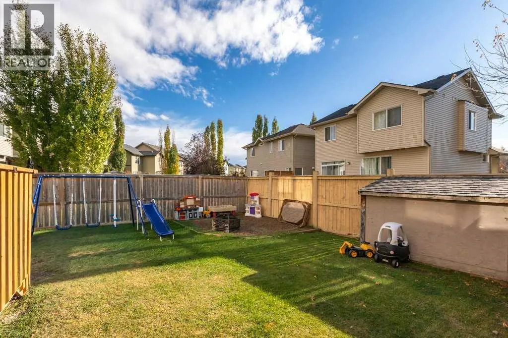 611 Monteith Drive SE