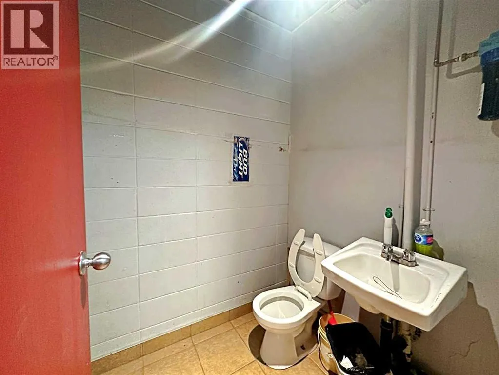 450, 208 Beacon Hill Drive