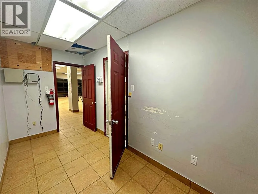 450, 208 Beacon Hill Drive