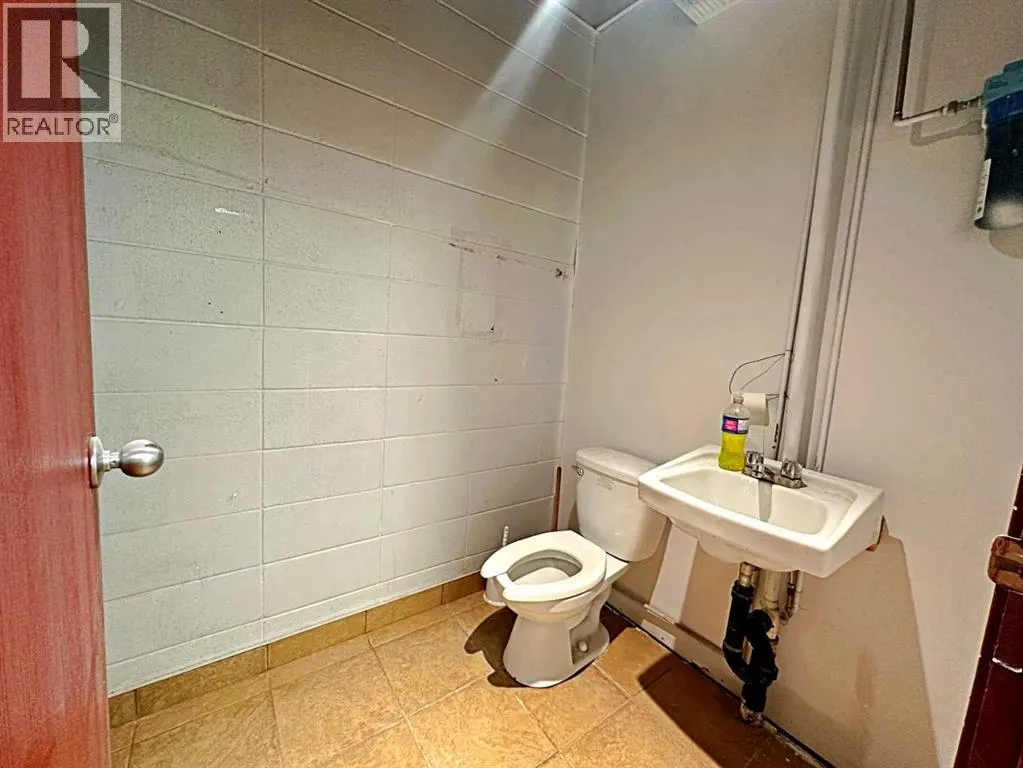 450, 208 Beacon Hill Drive