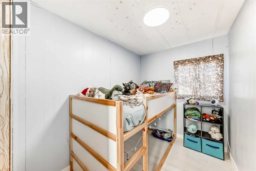 11, 649 Main Street N